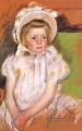 Simone dans un chapeau blanc mères des enfants Mary Cassatt